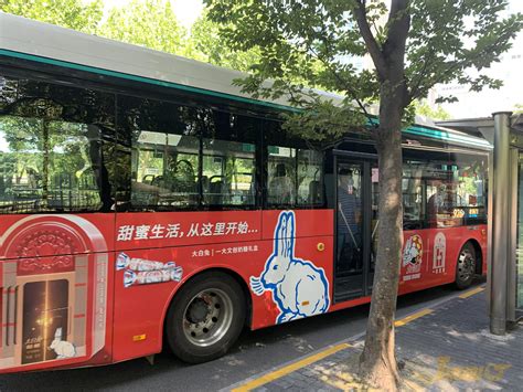 案例展示 - 上海天迪广告-上海公交车身广告-双层巴士广告-站台候车亭广告