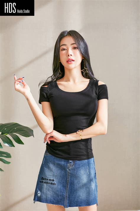 韩国模特韩风女装春夏T恤拍摄|摄影|人像|HDS灰度电商 - 原创作品 - 站酷 (ZCOOL)