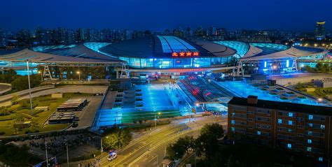 航拍北京南站，远观似飞碟，北京面积最大车次最多的高铁站