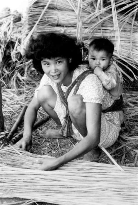 老照片 1959年土改后的台湾 辛勤劳作的农民|劳作|农民|热带_新浪新闻