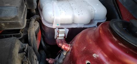 科鲁兹防冻液水壶进机油，4s说是机油散热器自费维修_科鲁兹_315汽车投诉_汽车消费网