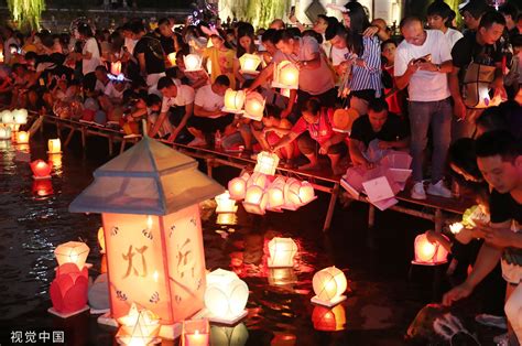 放河灯、祭祖,看看中元节这些古老的祭祀活动_即时新闻_首页_长江网_cjn.cn
