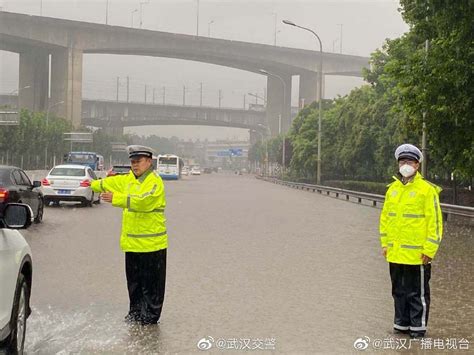 航拍武汉遭遇罕见大暴雨 交通严重受阻-千龙网·中国首都网