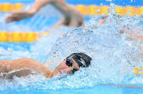 360体育-组图-东京奥运游泳男子100米仰泳 俄雷洛夫夺冠 徐嘉余第五