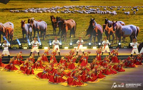 新疆维吾尔自治区第十四届运动会开幕-人民图片网