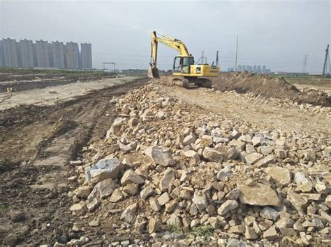 杭州本地现货塘渣 回填土加石马路底层塘渣 塘渣泥黄泥土基础建材-阿里巴巴