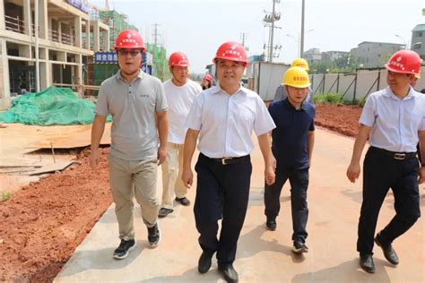 鄱阳县建设工程规划许可证批后公示（凤凰里智慧广场）