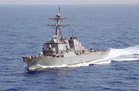 美国海军的阿利伯克级宙斯盾驱逐舰。|宙斯盾|驱逐舰|美国海军_新浪新闻