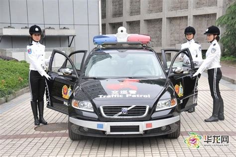 重庆女子交巡警：执法可以很美