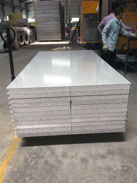 厂家供应75mm厚岩棉彩钢夹芯板 支持定 制金属建材防火隔热彩钢板-阿里巴巴