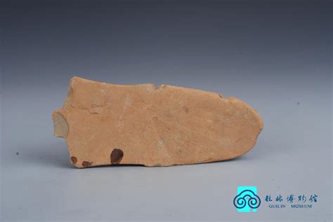 新石器时代石斧-典藏--桂林博物馆