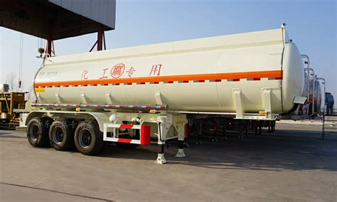 33吨净水剂运输槽罐车玉柴东特厂家直销-玉柴东特专用汽车有限公司