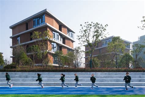 幼儿园 中小学建筑设计：上海青浦平和双语学校案例 - 土木在线