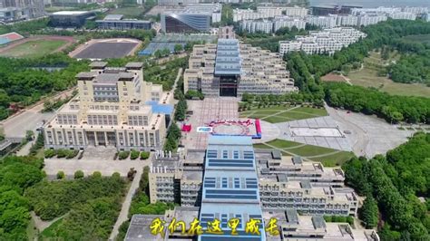 江汉大学教育学院举办优秀校友就业分享会