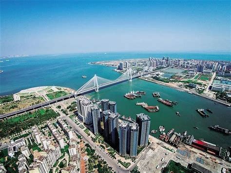 沿海港口显活力 国际产业链供应稳如锚_新闻中心_中国网