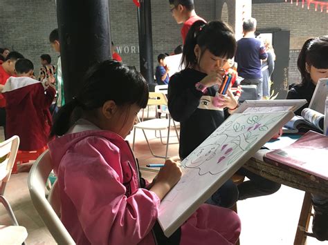 兴仁图书馆 - 满天星公益︱专注于乡村儿童阅读推广的公益机构