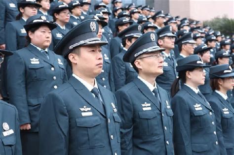 海军军医大学举行文职人员授装宣誓仪式——中国人民解放军专业技术人才网