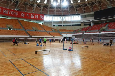 宝安体育中心开放羽毛球场篮球场，注意这些规定！_深圳新闻网