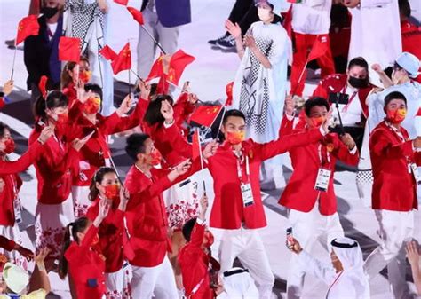 大国大团！东京奥运展现中国选手自信率真亲和_2020奥运会_新浪竞技风暴_新浪网