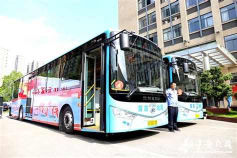 安徽蚌埠开通全省首条“新时代传习公交专线”_安徽频道_凤凰网