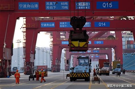 探访宁波舟山港：年货物吞吐量连续14年居全球第一-搜狐大视野-搜狐新闻