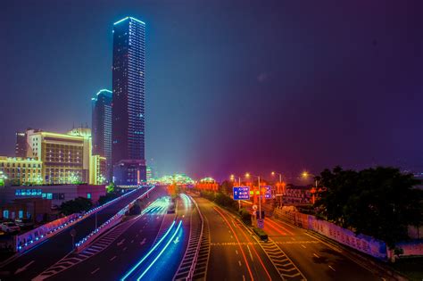 江西最有发展潜力的2个城市，除了省会南昌，另一个是你家乡吗？