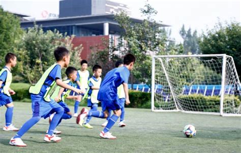 2022上海足球夏令营-少儿足球培训班-青少年足球训练营