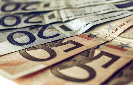 新版100欧元和200欧元纸币亮相 500欧元将不再发行-搜狐大视野-搜狐新闻