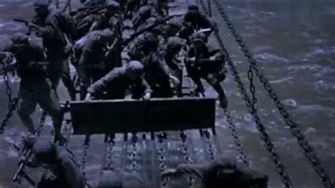 红军时期最惨烈一战，22勇士浴血奋战飞夺泸定桥，场面太过残忍！