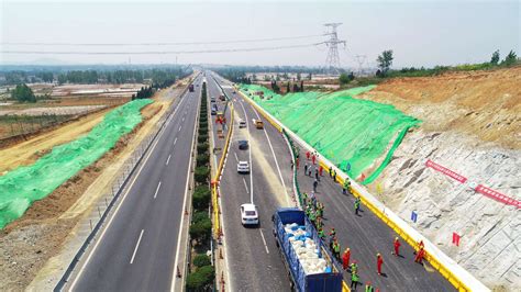最新进展！山东南北交通主动脉——京台高速改扩建项目完成首次集中施工转序_头条_大众网
