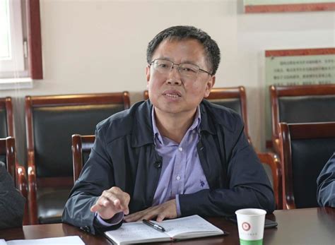 临汾市副市长陈忠辉到我校实验中、小学调研-校长办公室