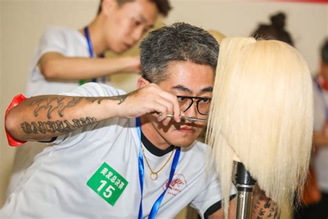 世界美发日专访优剪创始团队互联网理发如何突传统美发瓶颈