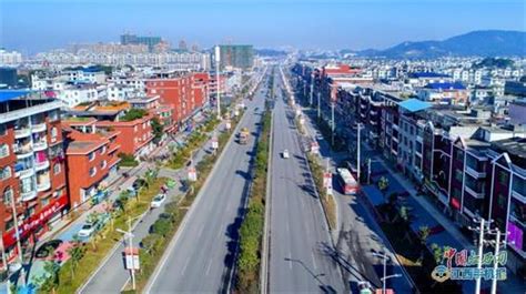 江西萍乡：光伏发电助力绿色发展-人民图片网