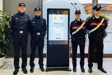2019中意警务联合巡逻启动，并在北京王府井开展巡逻（组图） | 北晚新视觉