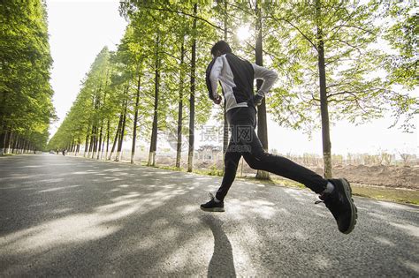 运动跑步图片