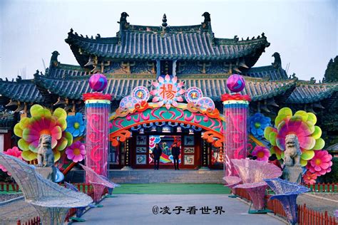 春节期间逛庙会，闹花灯，看民俗表演首推天波杨府