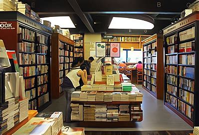 书店怎么开才能挣钱（“免费不要钱”来做营销，一年盈利213万）-李飞SEO