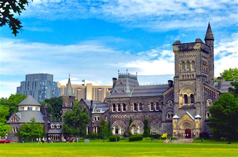 加拿大多伦多大学2021年申请即将开放啦！ - 兆龙留学