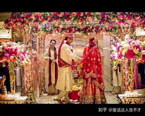 印度钻石大亨为261个“女儿”办婚礼 送黄金嫁妆|婚礼|嫁妆|大亨_新浪新闻