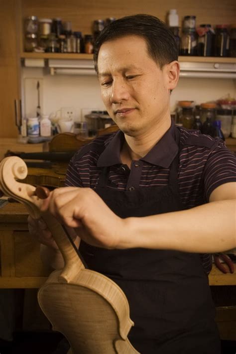 匠人工坊-三只熊刀剑 | 刀具DIY的时候，怎样选择木柄，有什么可以就地取材？
