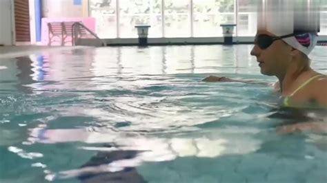 游泳教学：详解如何在水下翻跟头，收藏起来慢慢学！_腾讯视频