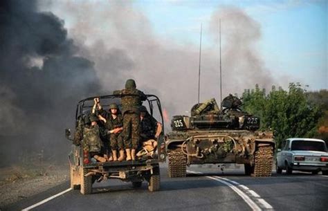 俄乌局势最新进展：俄乌争夺巴赫穆特附近城镇索列达尔|俄军|巴赫|乌克兰_新浪新闻