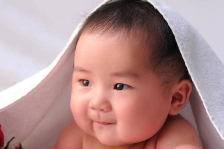 最热版本新生儿名字大全 2021年女宝宝取名小技巧-周易起名-国学梦