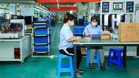 阿里“雪藏”三年的工厂实拍：屏幕比人多 每块布都有自己的ID-阿里,迅犀 ——快科技(驱动之家旗下媒体)--科技改变未来