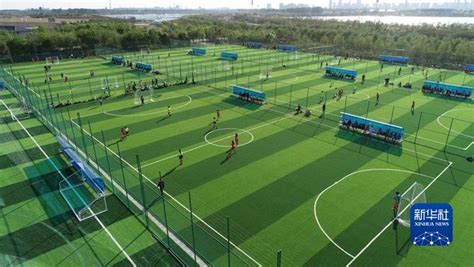 龙华今年计划建成77处足球场_龙华视觉_龙华网_百万龙华人的网上家园