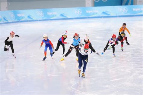 第八届大众冰雪北京公开赛速度滑冰比赛暨首届“冰丝带”市民速度滑冰系列赛第二站圆满落幕_公司动态_冰丝带