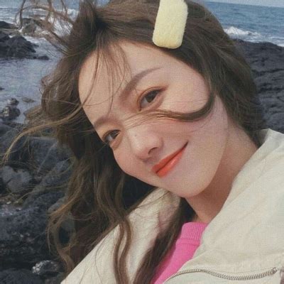温柔耐看女生头像真人