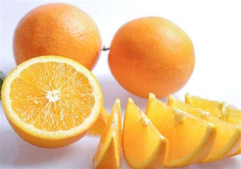 橙子好处多多，冬天吃有6大功效，但也有六大禁忌，吃对才健康！|橙子|鲜橙汁|橙皮_新浪新闻