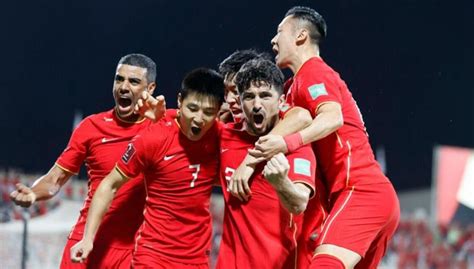 12强赛中国男足1:1战平阿曼队 - 新界 | 河南手机报