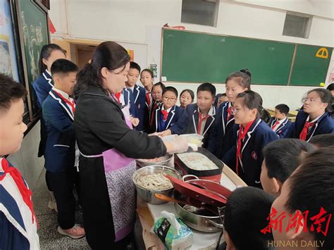 管护、观察、烹饪……湘阴县城东学校劳动课程让学生“劳”有所获 - 社会民生 - 新湖南